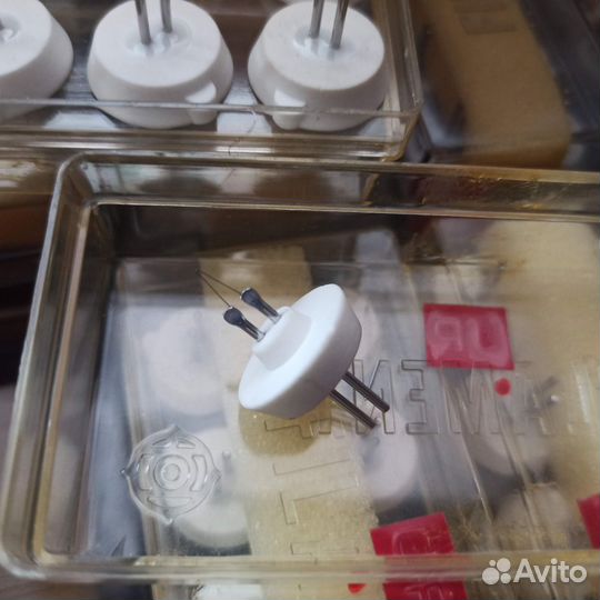 Катоды и запчасти для электронной микроскопии