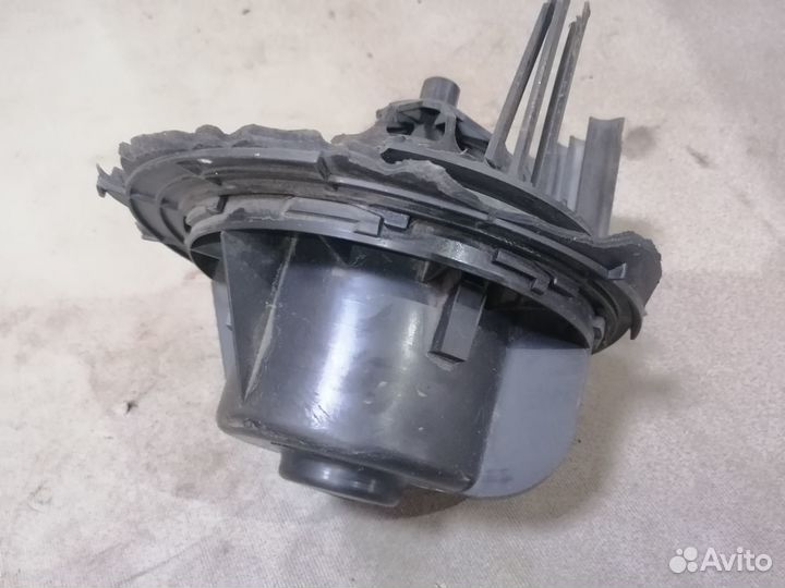 Моторчик (вентилятор) печки Ford Focus II 2005-200