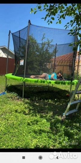 Батут с защитной сеткой 306 см Доставка