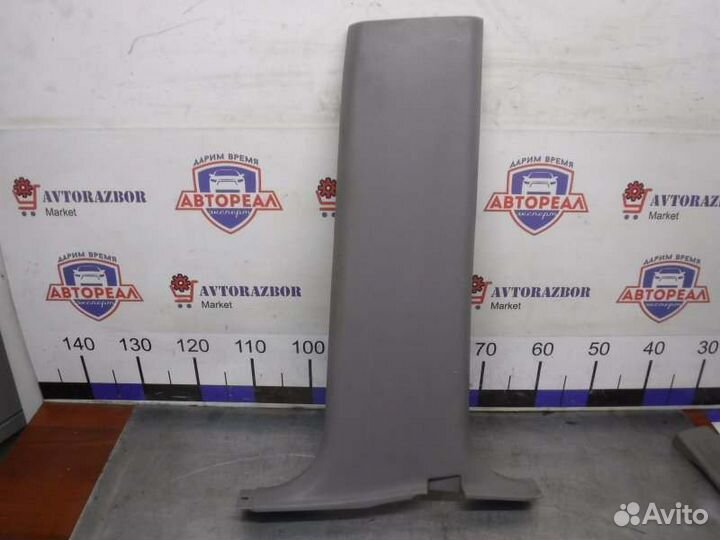 Обшивка стойки правая Mitsubishi Pajero Sport 2