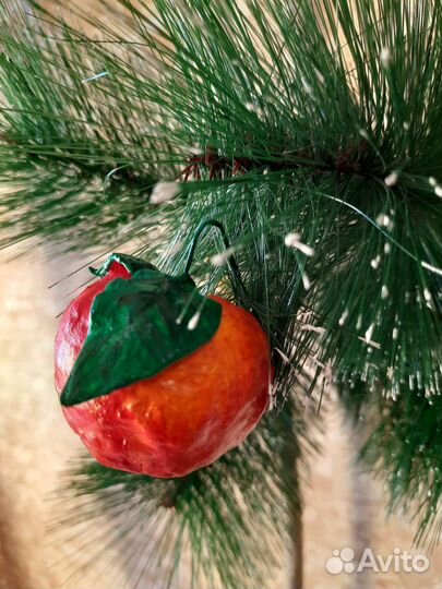 Ватная елочная игрушка яблочко