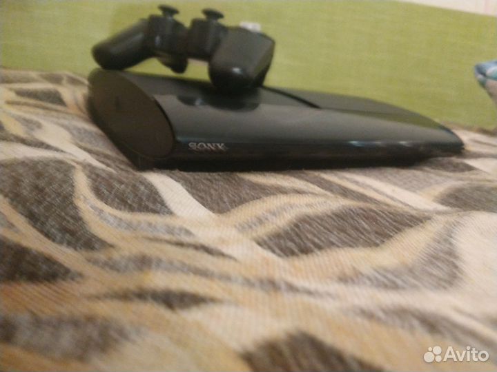 Sony playstation 3 super slim