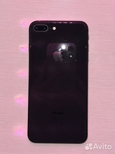 iPhone 8 Plus, 64 ГБ