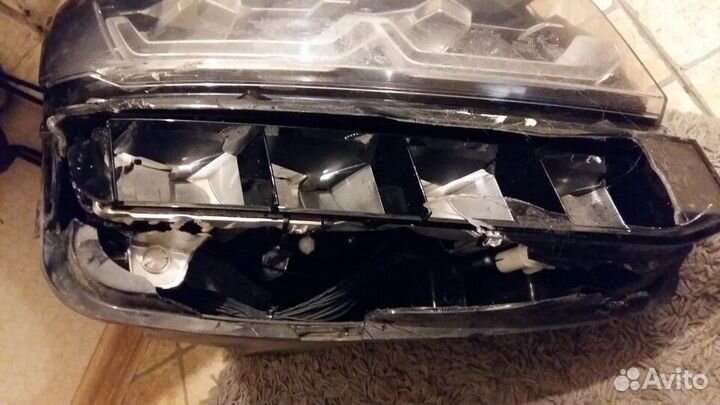 Фара правая Фольксваген Терамонт