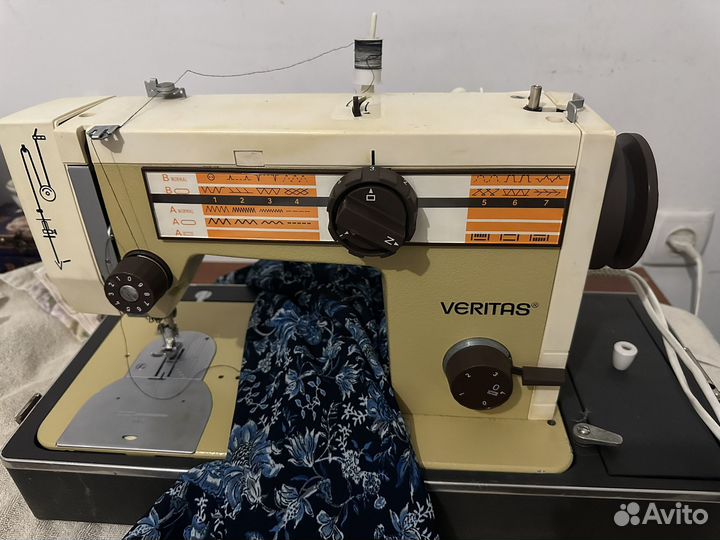 Швейная машина Veritas