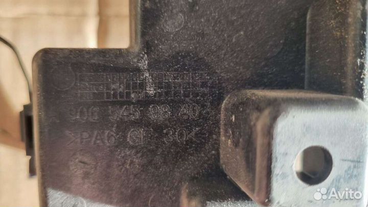 Держатель блока управления Mercedes