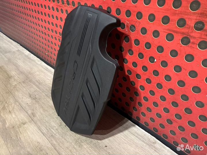 Декоративная крышка двигателя Hyundai Santa Fe 2.2