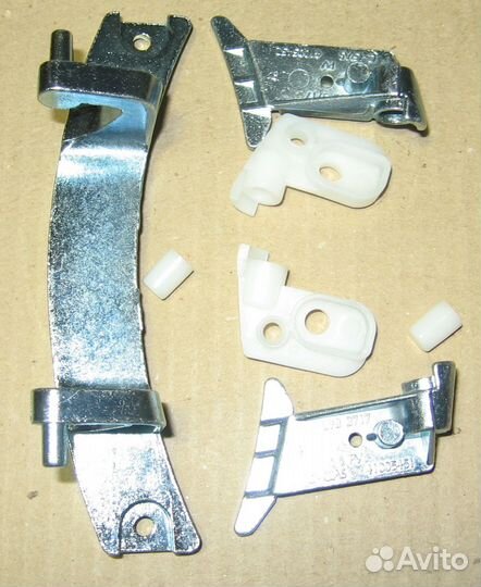 Петля люка (кронштейн) для стиральной машины CA