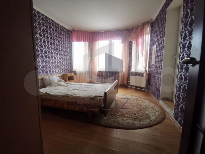 2-к. квартира, 62 м², 4/9 эт.