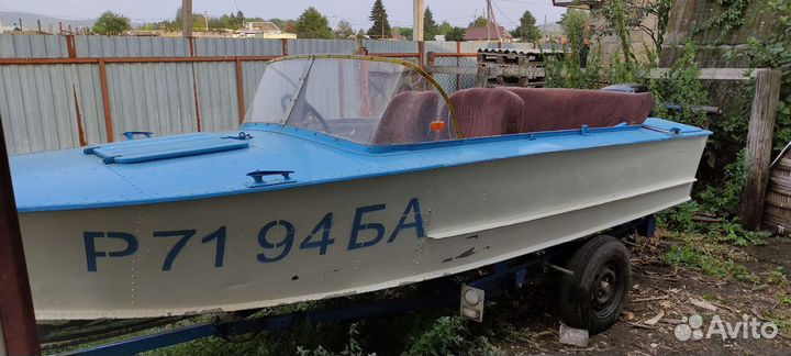 Моторная лодка прогресс с Мercury 40 л.с