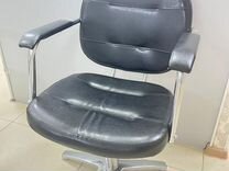 Кресло для парикмахерской бу