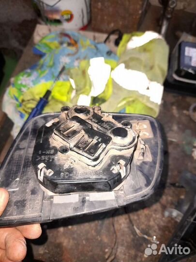 Зеркало на лансер 10