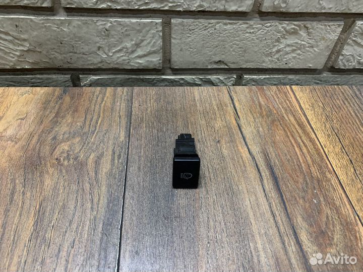 Toyota Corolla E15 Кнопка омывателя фар