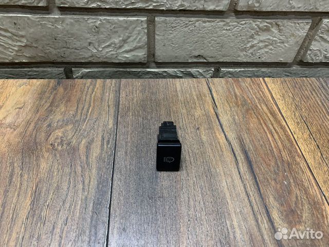 Toyota Corolla E15 Кнопка омывателя фар