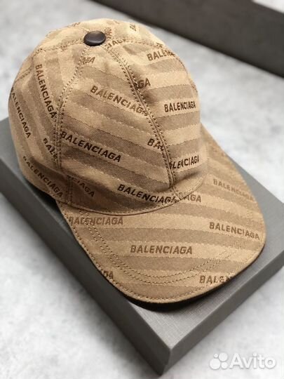 Кепка Balenciaga