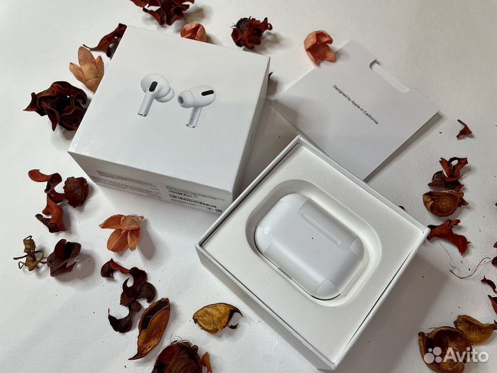 Топовая версия Airpods Pro с шумоподавлением