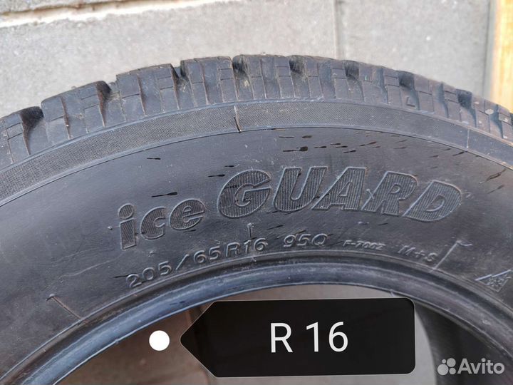 Yokohama Ice Guard F700Z 205/65 R16