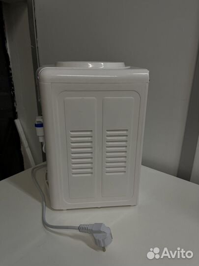 Кулер для воды