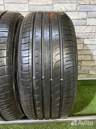 Yokohama BluEarth-GT AE-51 235/40 R19