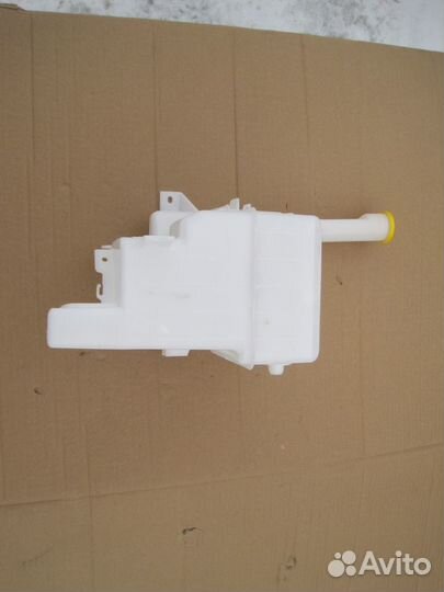 Бачок омывателя лоб стекла Аналог Mazda 6 GG 02-07