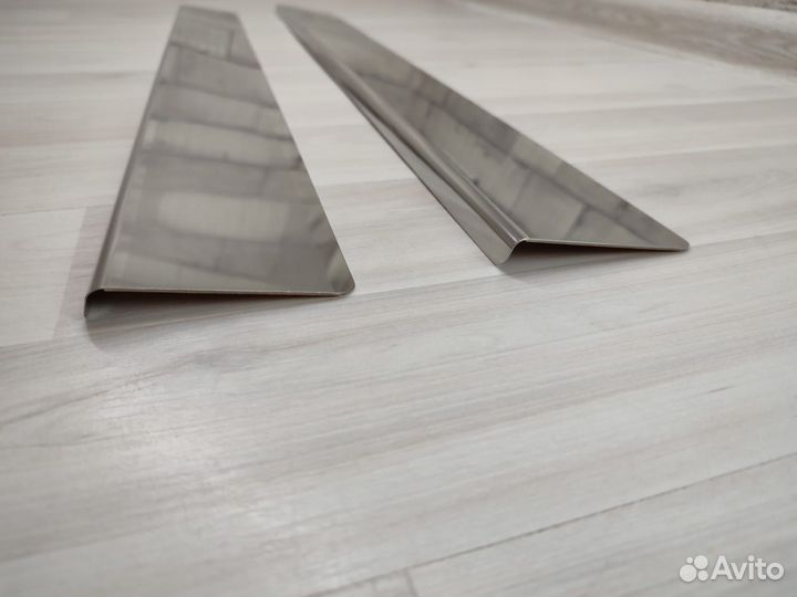 Накладки на пороги Kia Cerato 2009-2012