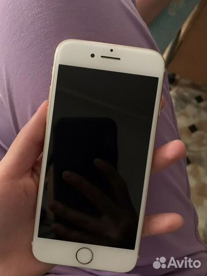 Телефон iPhone