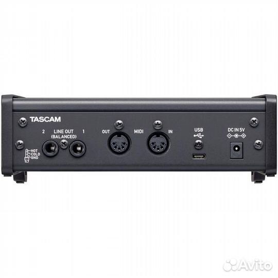 Аудиоинтерфейс tascam US-2x2HR