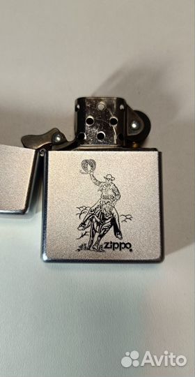 Зажигалка zippo