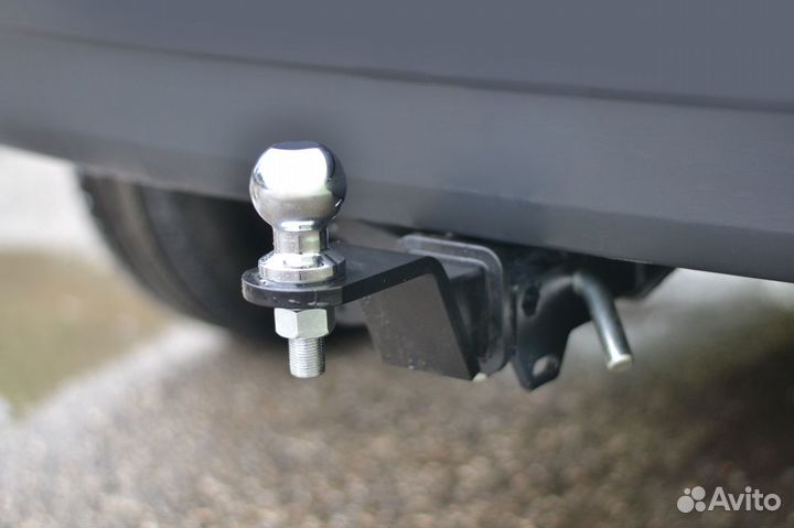 Фаркоп (тсу) квадрат, для LADA Largus 2012