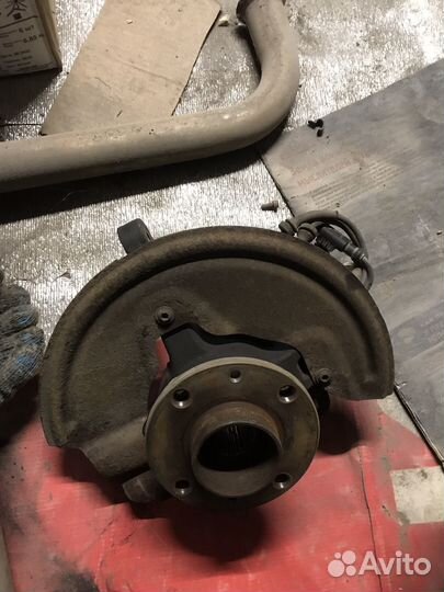 Поворотный кулак Веста