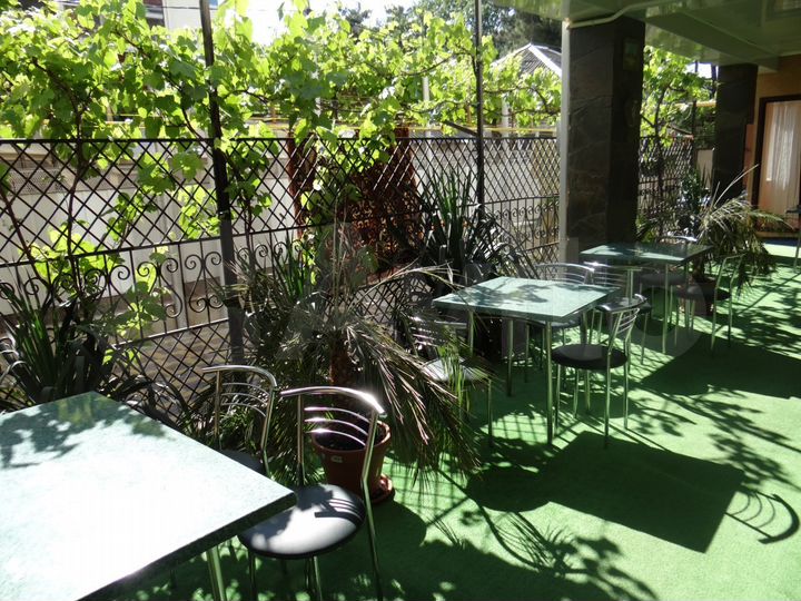 Комната 16 м² в 1-к., 2/2 эт.