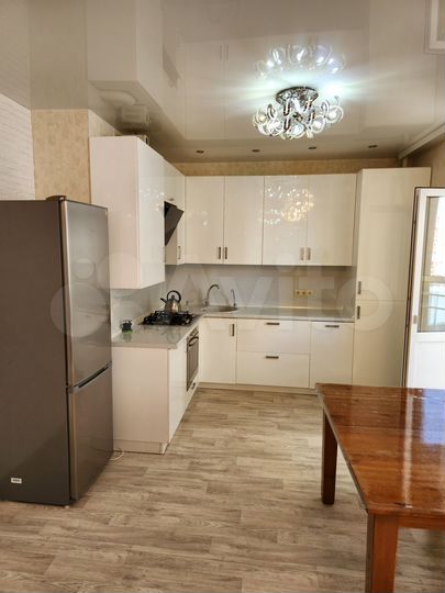 2-к. квартира, 65 м², 4/12 эт.