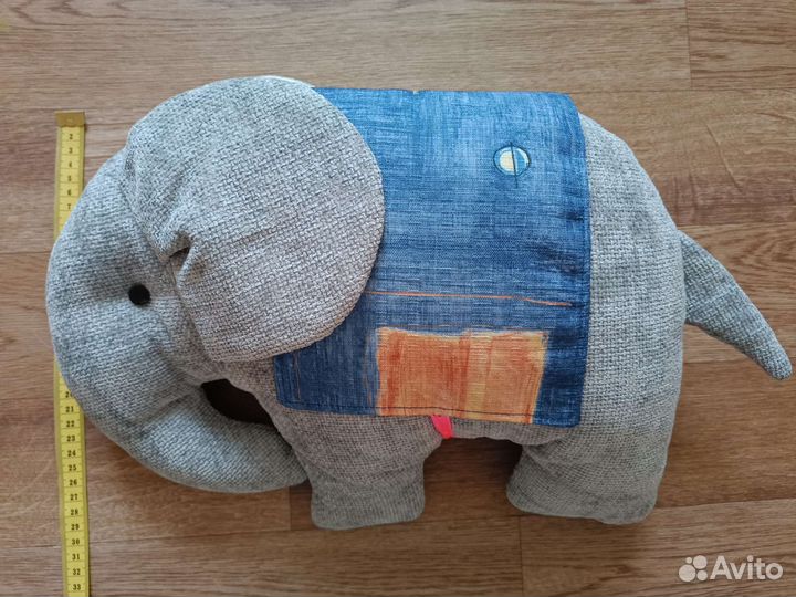 Слоны (игрушка, диванная подушка)