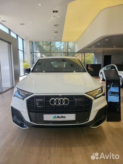 Audi Q7, 2022