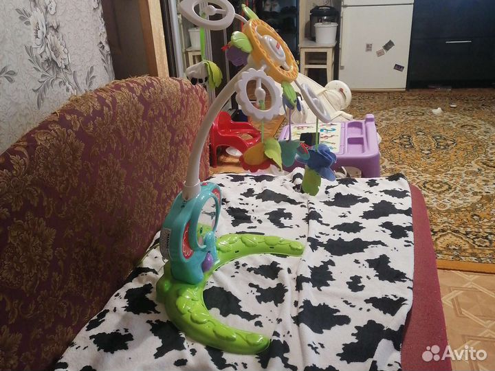 Мобиль на кроватку fisher price