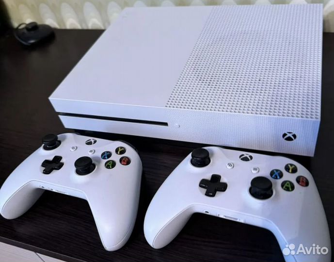 Прокат xbox one s приставки