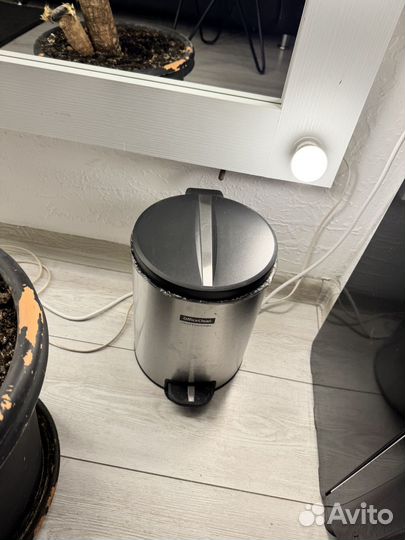 Мусорное ведро