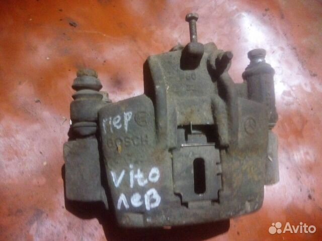 Суппорт передний левый мерседес Вито Vito,638