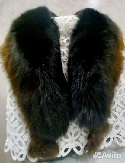 Меховой воротник крашенный песец