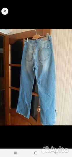 Джинсы
