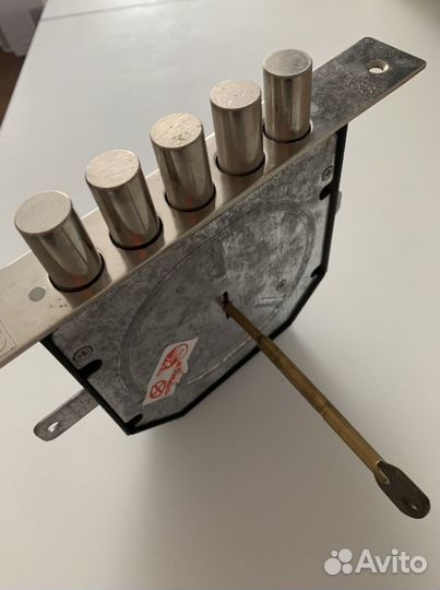 Замок врезной для металлических дверей