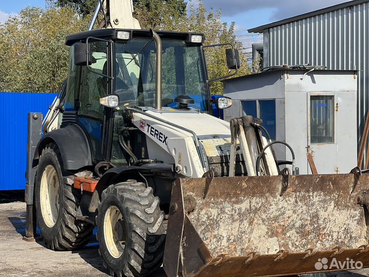 Эксковатор погрузчик