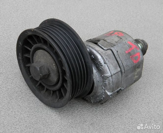 Ролик натяжной грм Ford Fiesta 4 1.8TD