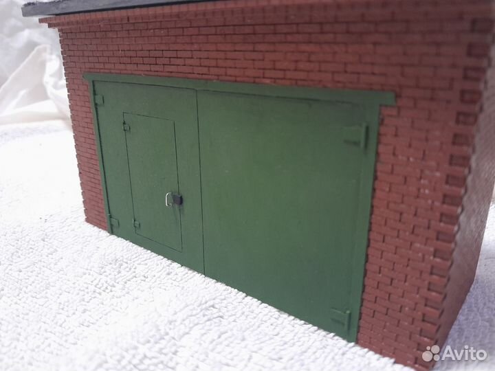 Модель 1:35. Гараж для диорамы