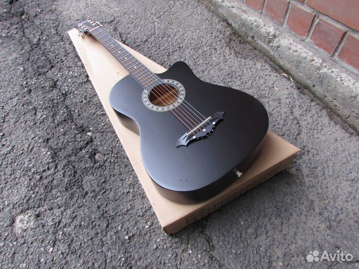 Гитара акустическая. Гитары в наличие