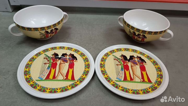 Бульонницы с подтарельниками в Египетском стиле