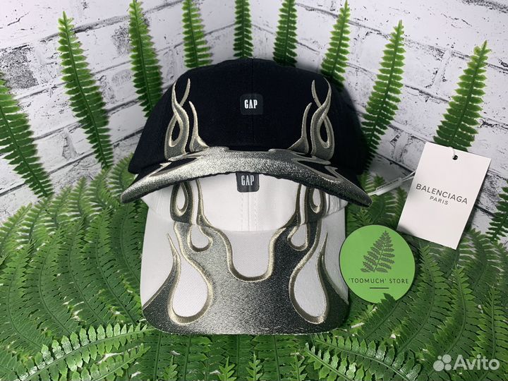 Кепка Yeezy Gap by Balenciaga