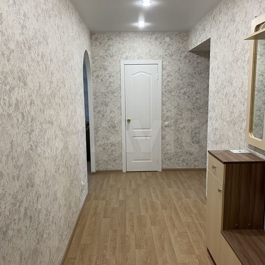 2-к. квартира, 50 м², 3/3 эт.