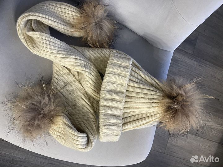 Комплект шапка и шарф для девочки