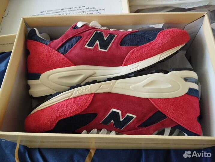 Кроссовки New Balance teddy santis made in USA